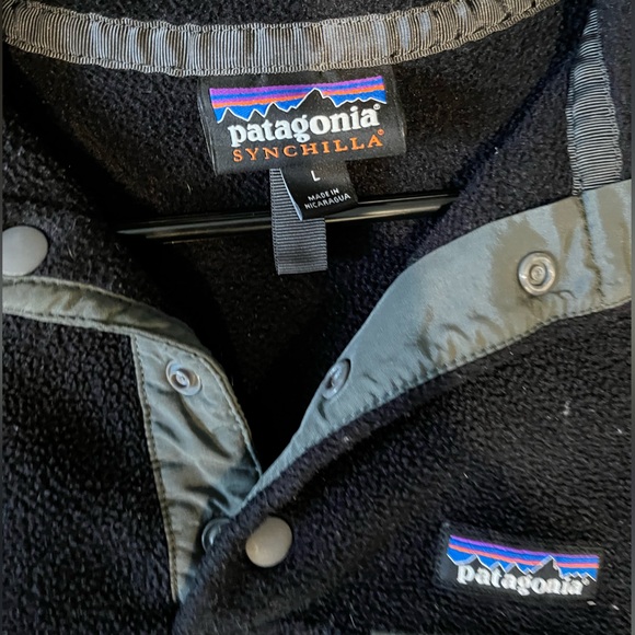 Patagonia Synchilla Black Snap-T Fleece Pullover Women’s - Picture 2 of 3